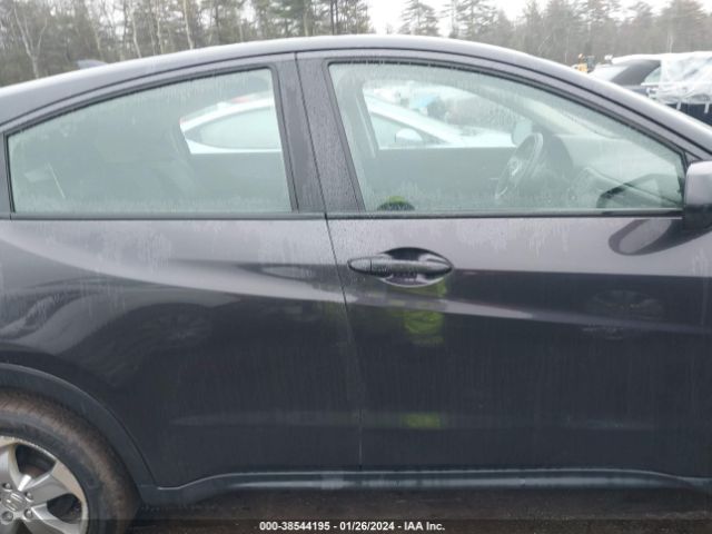 3CZRU6H37JM712463 Honda HR-V LX
