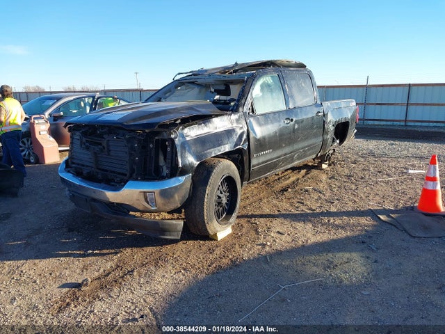 Chevrolet Silverado 1500 1lt 2018 3GCUKREC4JG408209 Image 2