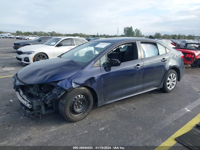 Toyota COROLLA LE 2020 5YFEPRAEXLP045201 Image 2