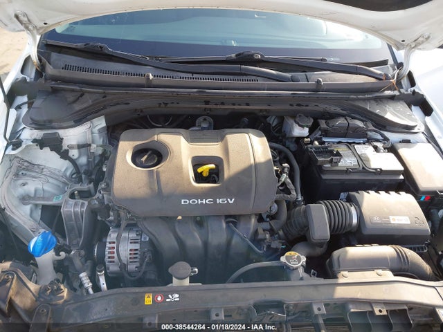 Hyundai ELANTRA SEL 2018 5NPD84LF9JH246051 Image 10