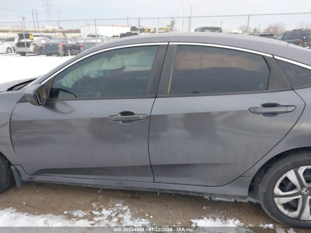 19XFC2F58GE037816 Honda Civic Lx