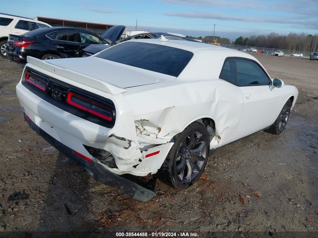 Dodge Challenger Sxt Plus 2018 2C3CDZAG8JH228086 Image 4