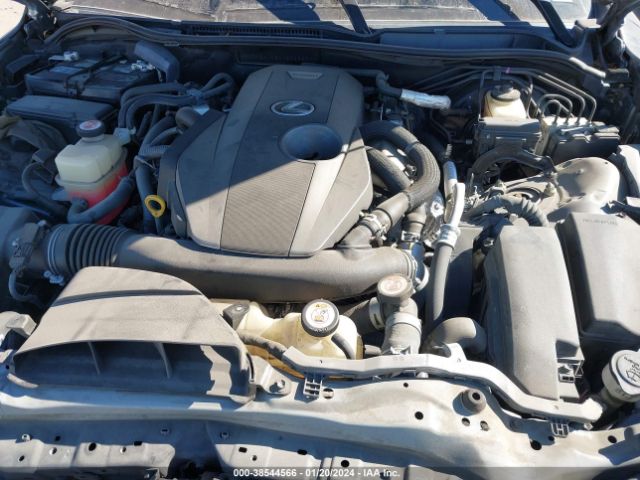 JTHBA1D2XH5058654 Lexus IS 200T