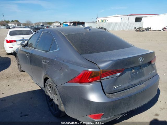 JTHBA1D2XH5058654 Lexus IS 200T