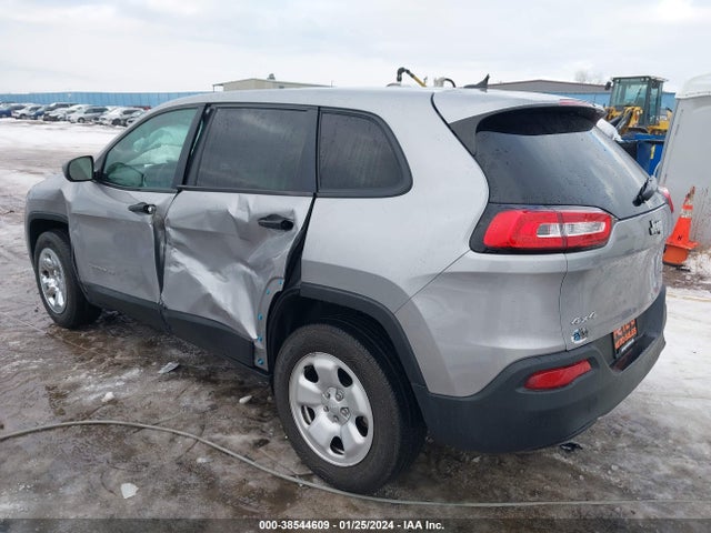 1C4PJMABXGW266944 Jeep Cherokee Sport