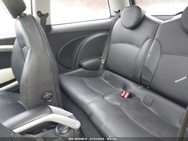 2008 MINI COOPER S WMWMF73598TV36940 Photo 7