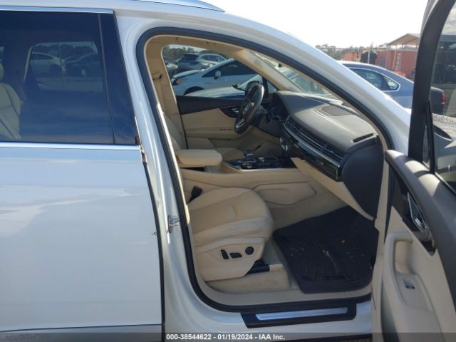 WA1LAAF74KD011755 Audi Q7 55 Premium/55 Se Premium