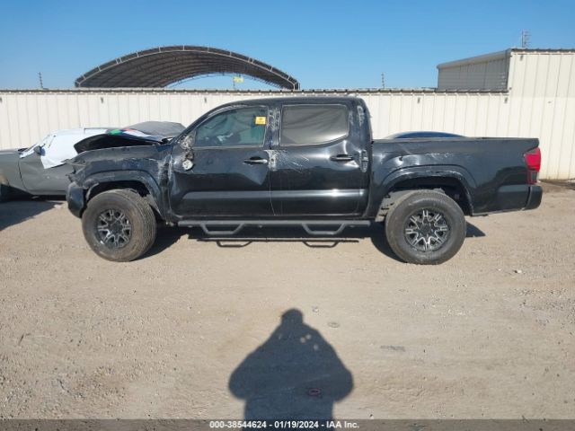 3TYAX5GN1NT057833 Toyota Tacoma Sr