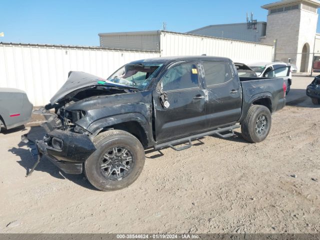 3TYAX5GN1NT057833 Toyota Tacoma Sr