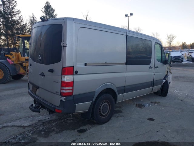 WD4FE7CD3HP373528 Mercedes-Benz Sprinter 2500 Standard Roof V6