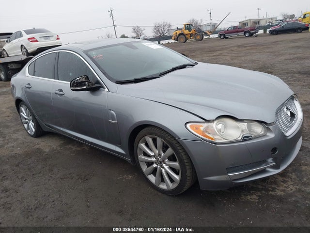 2010 JAGUAR XF SAJWA0GB6ALR76736 Photo 0