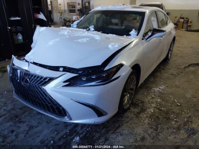 58AFA1C11PU034585 Lexus Es 300h Ultra Luxury
