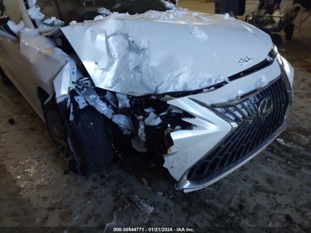 58AFA1C11PU034585 Lexus Es 300h Ultra Luxury