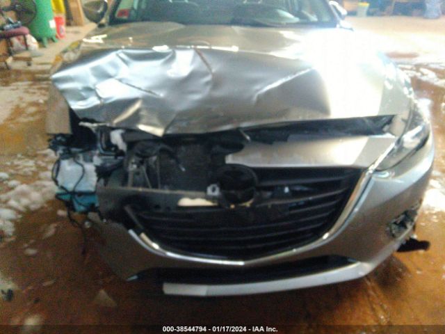 JM1BM1T75F1234858 Mazda Mazda3 I Sv