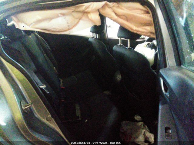JM1BM1T75F1234858 Mazda Mazda3 I Sv