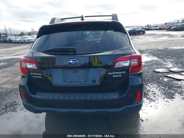 Subaru Outback 3.6r Limited 2017 4S4BSENC2H3384436 Image 17