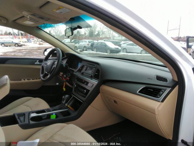 5NPE24AFXFH213737 Hyundai SONATA SE