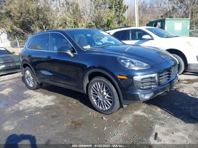 2016 PORSCHE CAYENNE WP1AA2A2XGKA13302 Photo 0