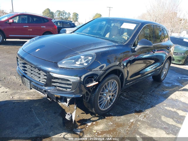 2016 PORSCHE CAYENNE WP1AA2A2XGKA13302 Photo 1