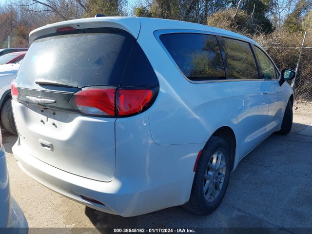 2C4RC1CG5NR226299 Chrysler Voyager Lx