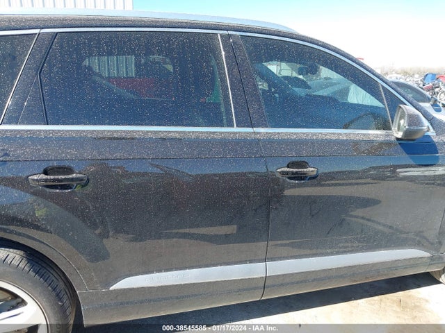 Audi Q7 55 Premium 2019 WA1LAAF70KD033686 Image 13