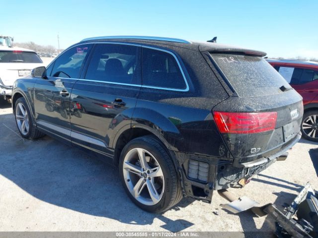 2019 AUDI Q7 WA1LAAF70KD033686 Photo 2