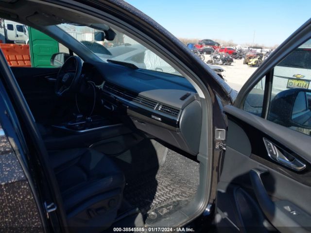 2019 AUDI Q7 WA1LAAF70KD033686 Photo 4