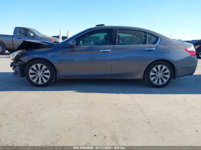1HGCR3F92EA010722 Honda Accord Touring