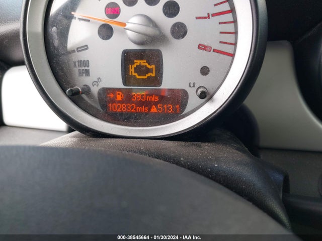 2010 MINI COOPER WMWMF3C57ATZ26255 Photo 6