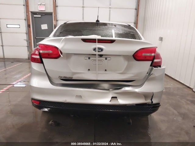 2018 FORD FOCUS SE VIN: 1FADP3F26JL239761