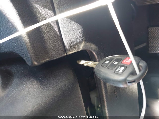 Toyota COROLLA LE 2017 5YFBURHE4HP714118 Image 11