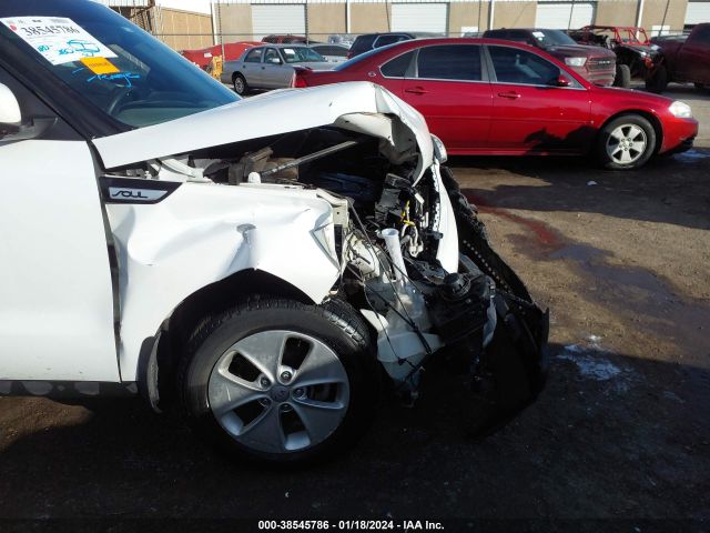 KNDJN2A24G7361847 KIA Soul !
