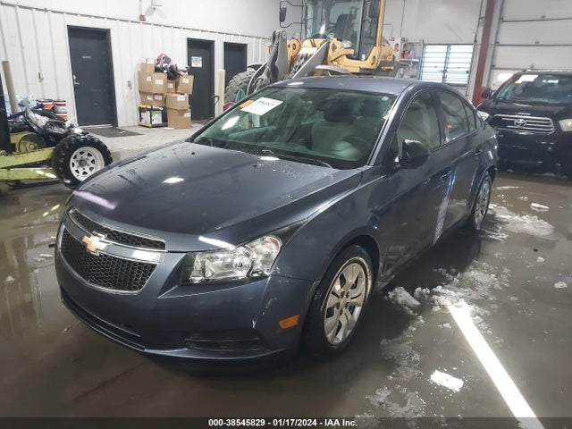 Chevrolet Cruze Ls Auto 2014 1G1PA5SH7E7152697 Image 2