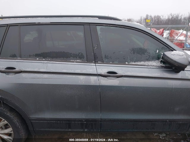 3VV0B7AX1KM099699 Volkswagen Tiguan 2.0t S