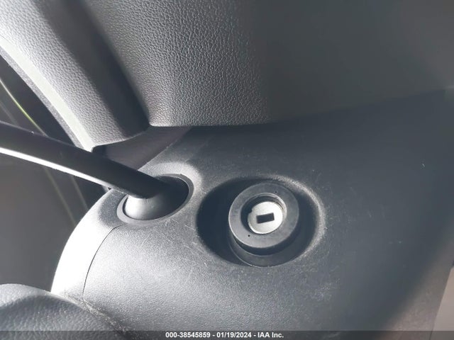 3VV0B7AX1KM099699 Volkswagen Tiguan 2.0t S