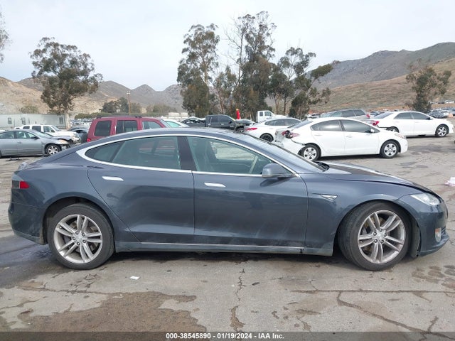 Tesla Model S 70d/85d/p85d 2015 5YJSA1E24FF116771 Image 14
