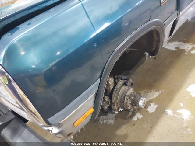 1993 DODGE W-SERIES W200/W250 VIN: 3B7KM23C4PM138646