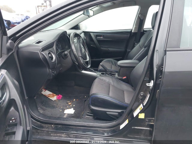Toyota COROLLA SE 2018 5YFBURHE2JP849488 Image 5