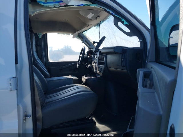 Chevrolet Express 2500 Work Van 2017 1GCWGAFF3H1338490 Image 5