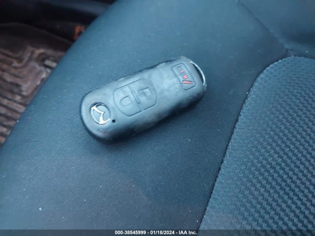 2017 MAZDA CX-5 SPORT VIN: JM3KFBBL7H0168408