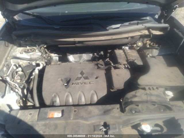 2018 MITSUBISHI OUTLANDER JA4AD2A30JZ054614 Photo 9