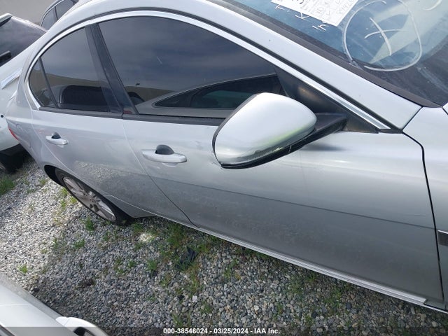 SAJAD4BN9HA968775 Jaguar Xe 20d Premium
