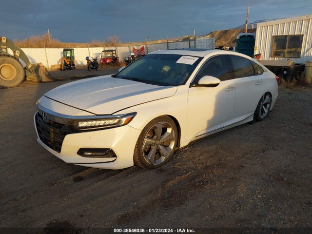 Honda Accord Touring 2018 1HGCV1F98JA189066 Image 2