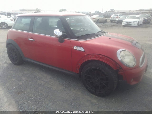 2008 MINI COOPER S WMWMF73598TV39529 Photo 0
