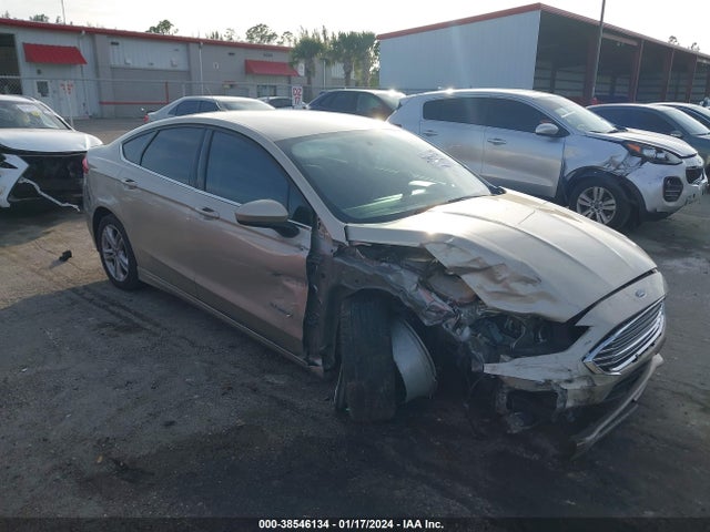2018 3FA6P0UU9JR165247 main image