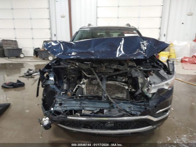 1GKKNMLS8HZ174229 GMC Acadia Slt-1