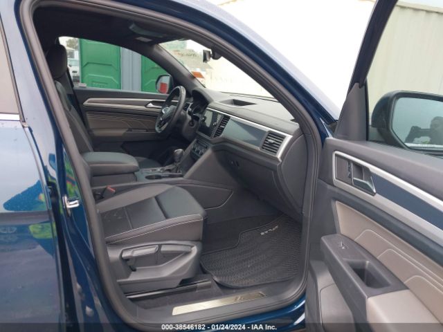 1V2PE2CA5MC235951 Volkswagen Atlas Cross Sport 3.6l V6 Se W/technology R-line