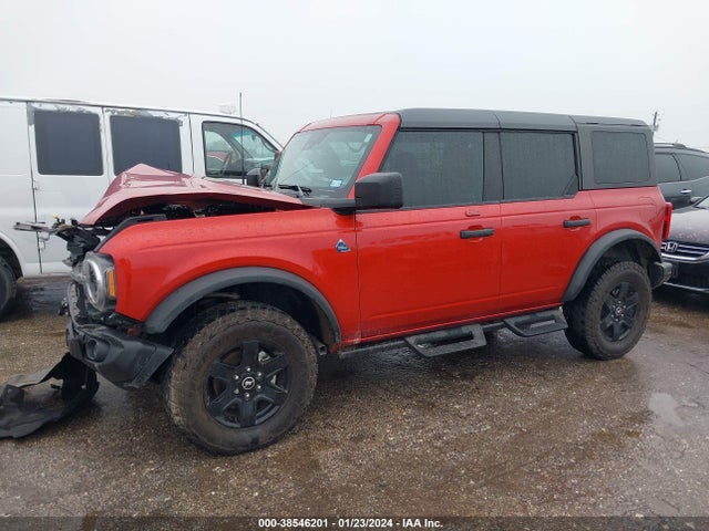 Ford Bronco Black Diamond 2023 1FMDE5BH9PLB06437 Image 2