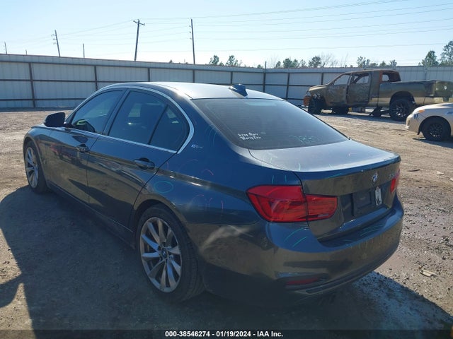 WBA8E1C35HA158594 BMW 330e Iperformance