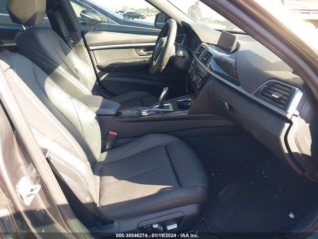 WBA8E1C35HA158594 BMW 330e Iperformance